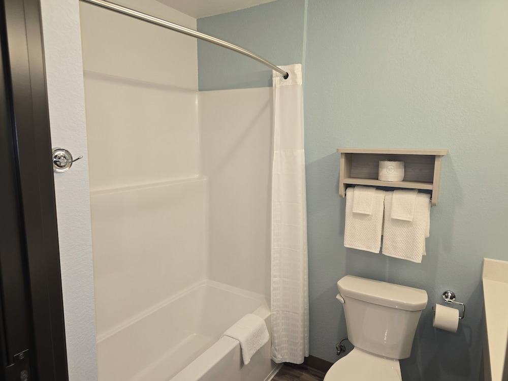 WoodSpring Suites Jackson Hub City 63/63