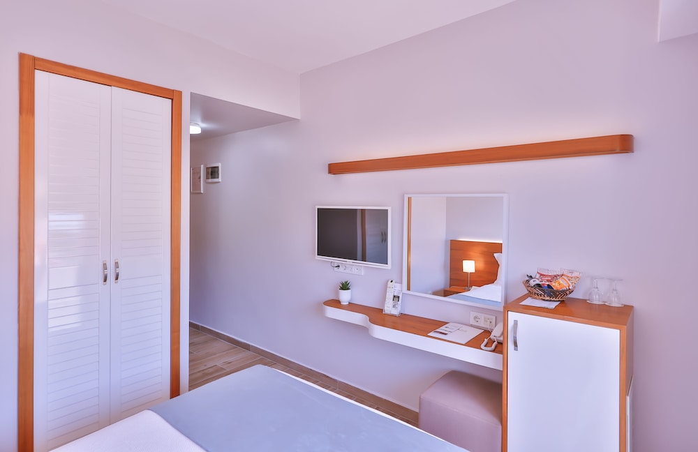 Olea Nova Boutique Hotel 51/73