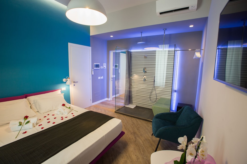Ara Suite 18/38