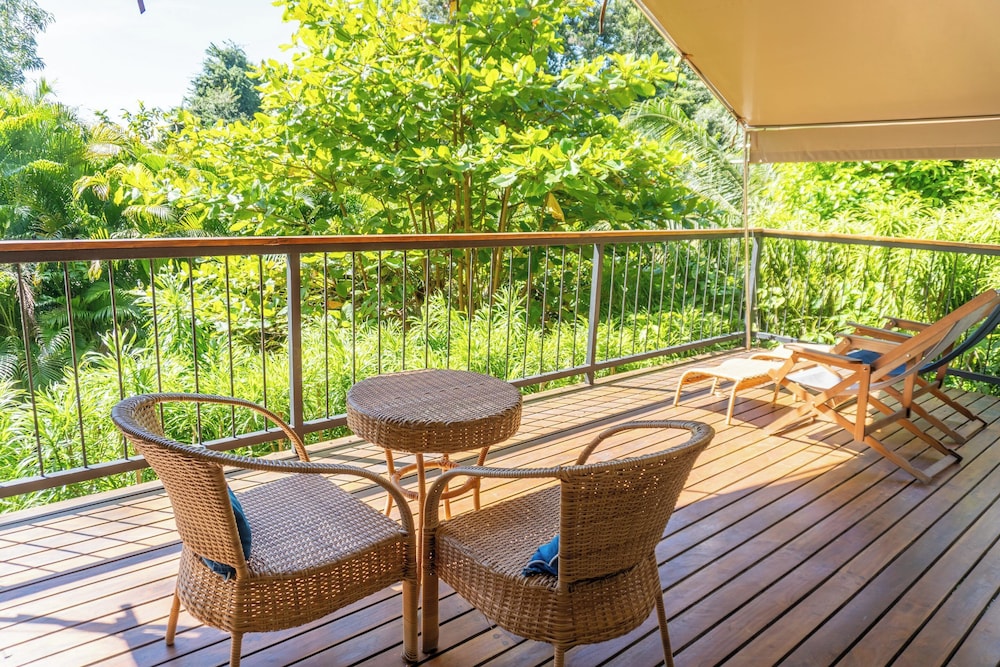 Isla Chiquita Glamping Hotel 36/50