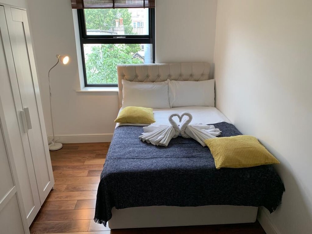 London City Gate Kings Cross St Pancras 6/50