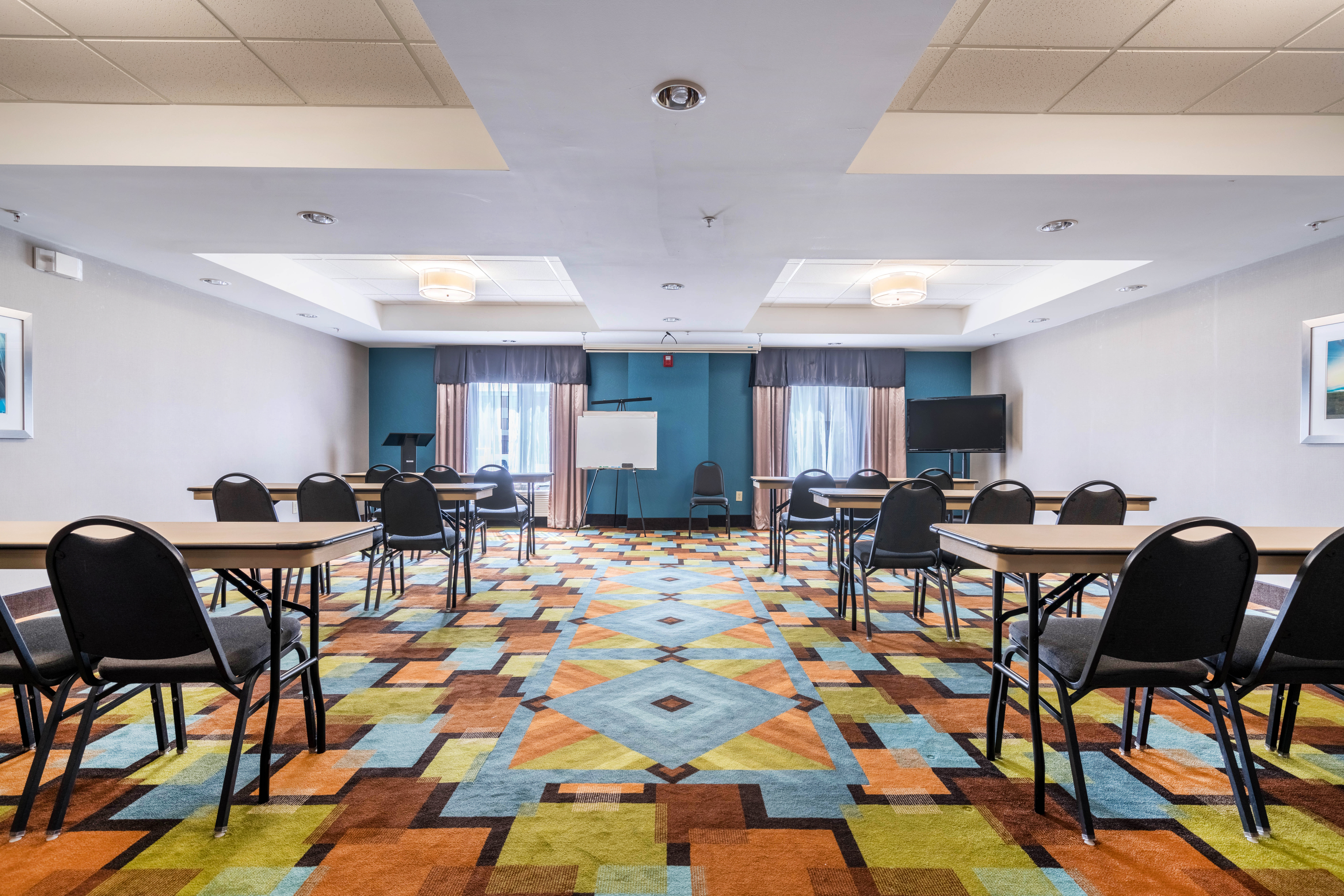 Holiday Inn Express Suites Roanoke Rapids Se 59/72