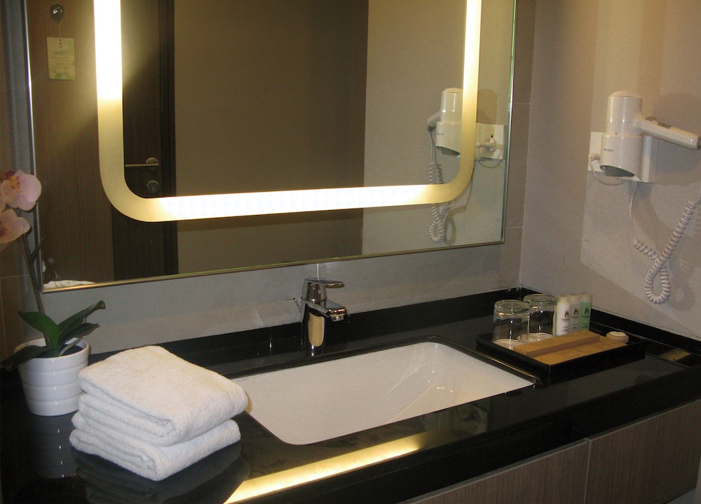 GAMMARA HOTEL MAKASSAR 16/70