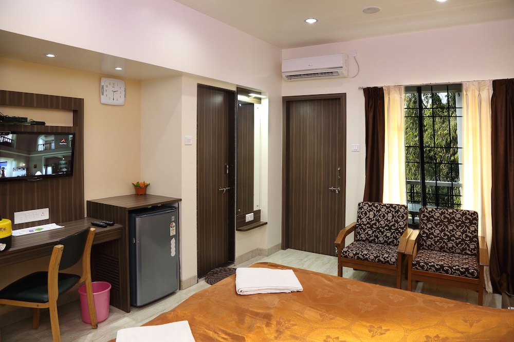 Hotel Shreyas 26/40