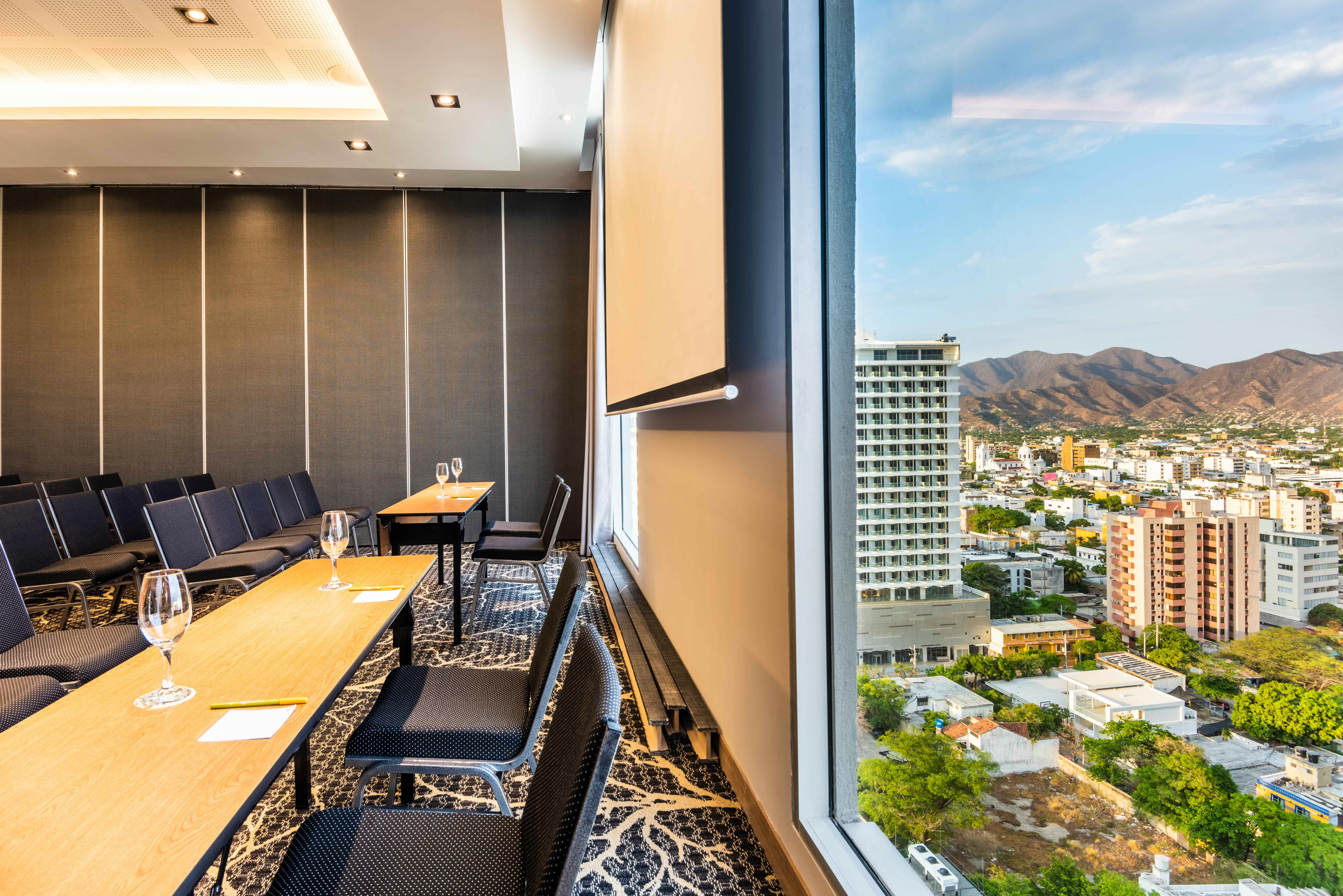 Hilton Garden Inn Santa Marta 60/66