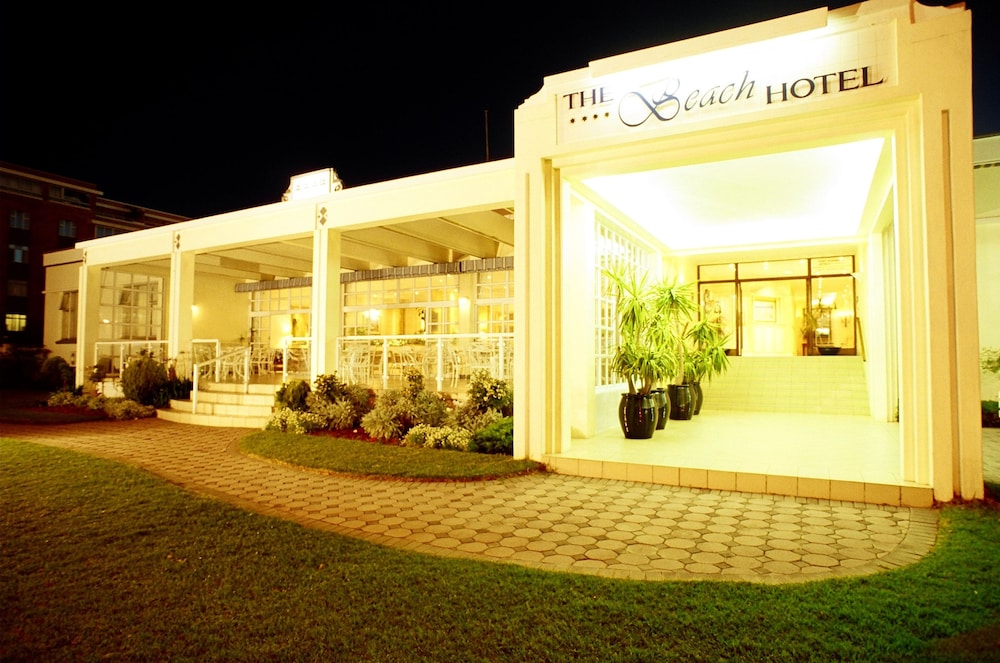 The Beach Hotel 6/72