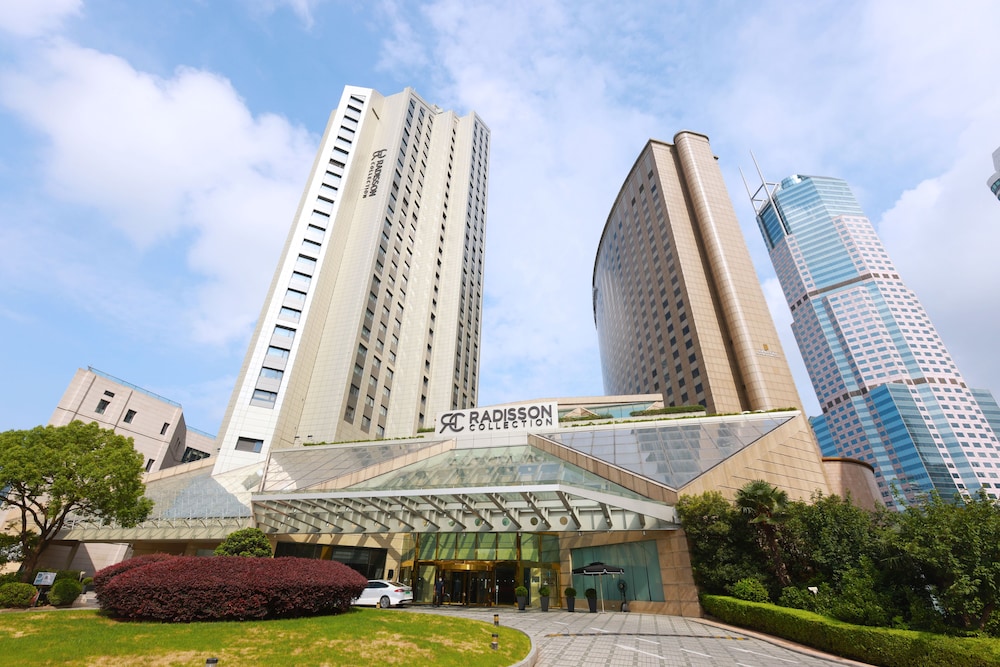 Radisson Collection Hotel Yangtze Shanghai in SHANGHAI