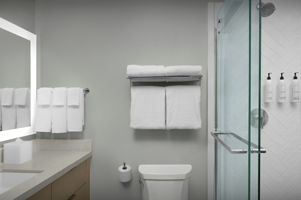 Extended Stay America Annapolis - Admiral Cochrane Drive 54/56