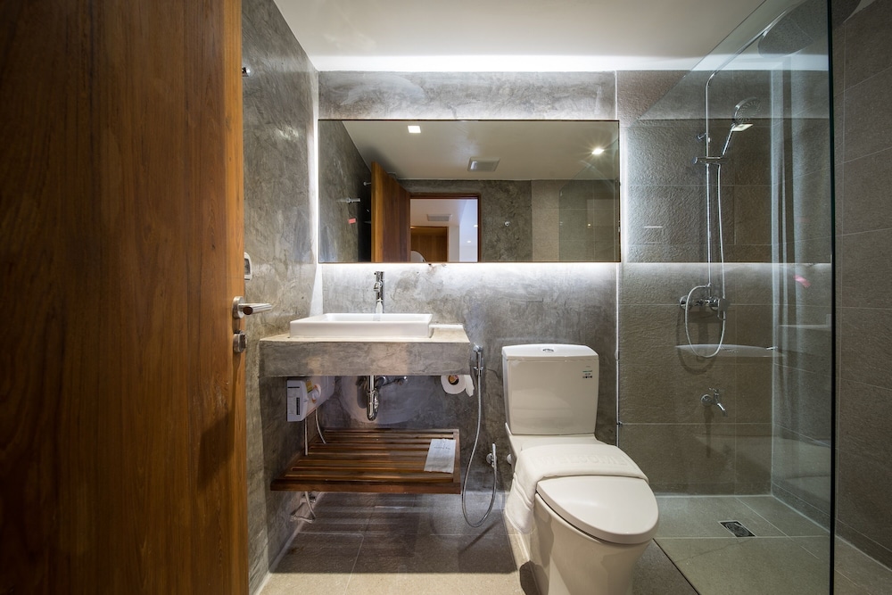 Nuan Boutique Hotel 61/63
