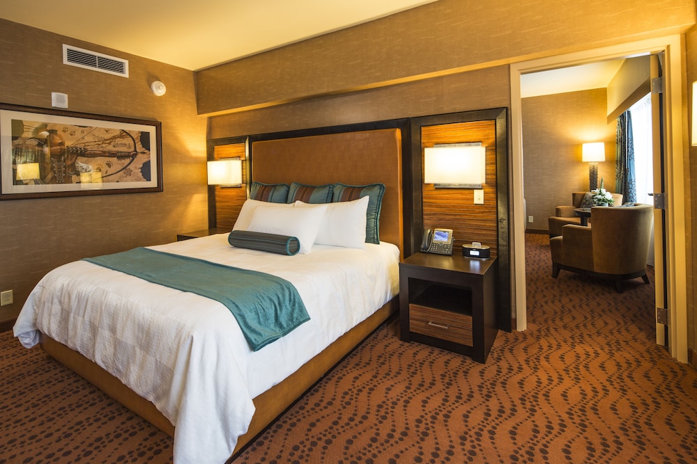 Akwesasne Mohawk Casino Resort 7/36