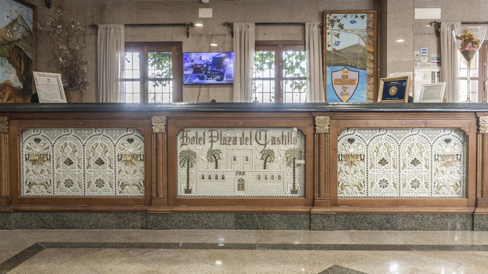Hotel Plaza del Castillo 4/50