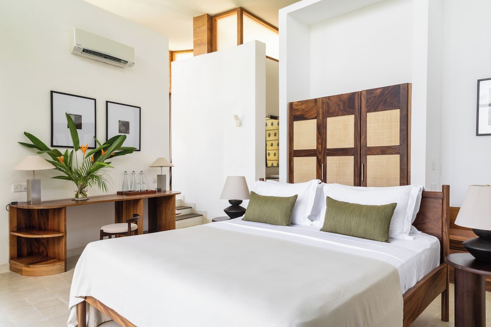Tri, Villa, King Bed