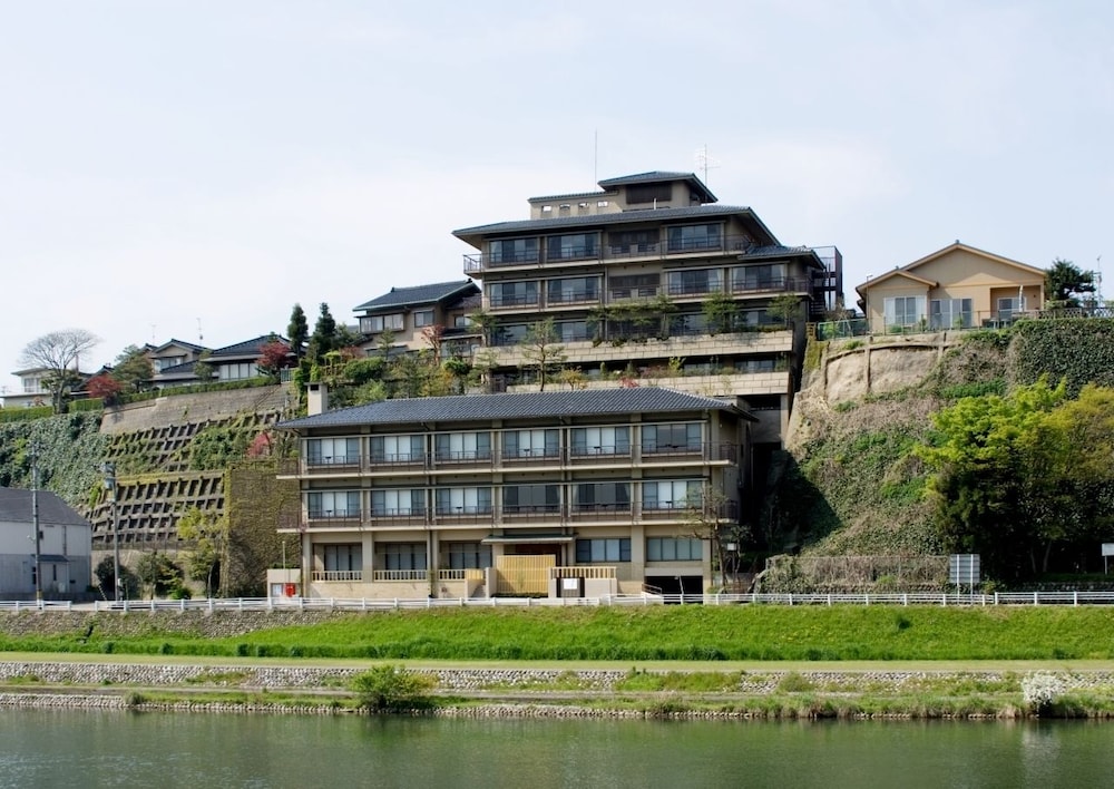 Kanazawa no Yado YUYARURUSAISAI 6/50