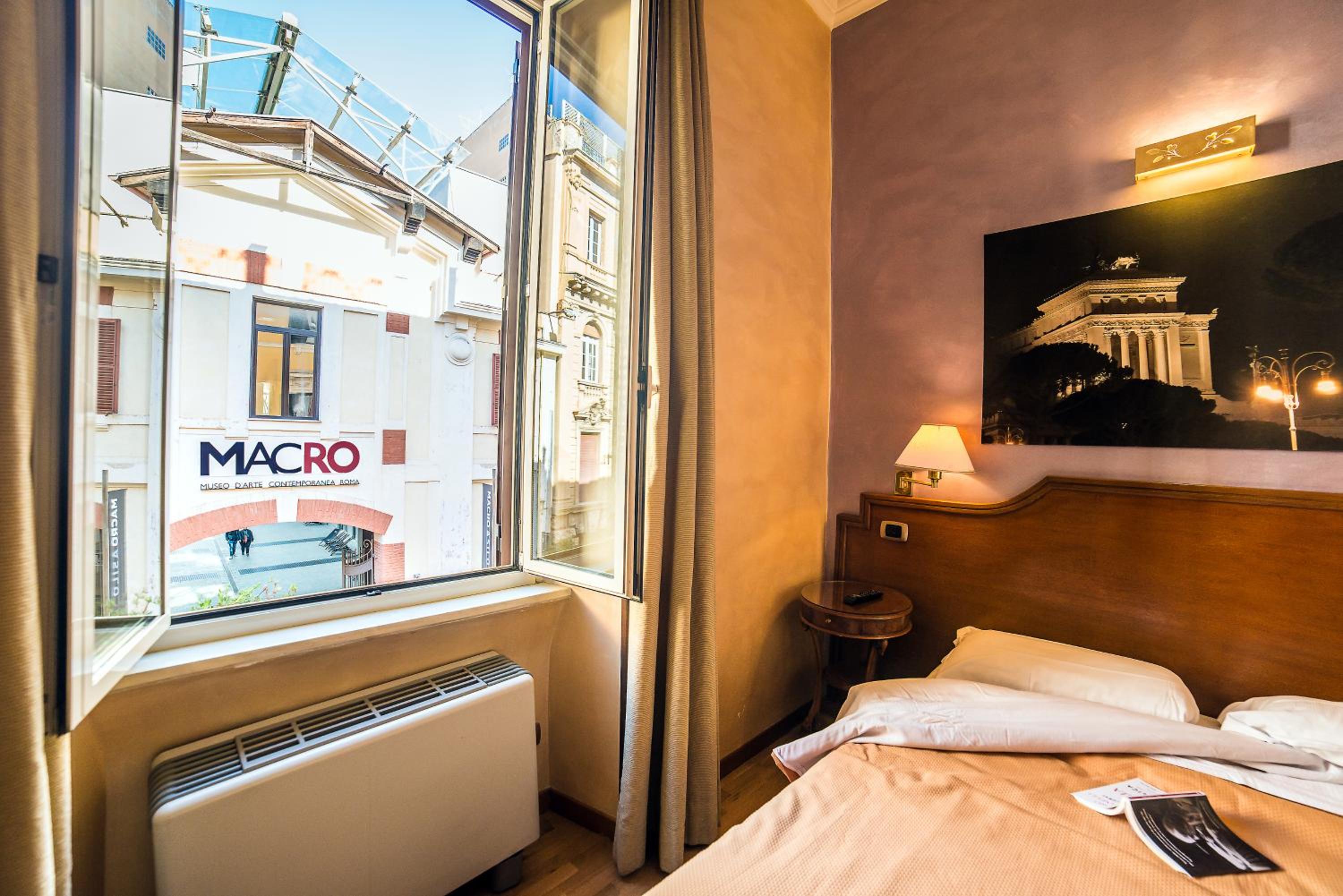 COMFORT, DOUBLE BED