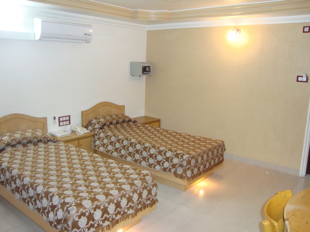 Swan Inn Hotel 12/24