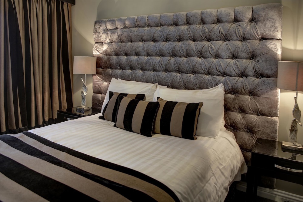 Derwent Manor Boutique Hotel 4/43