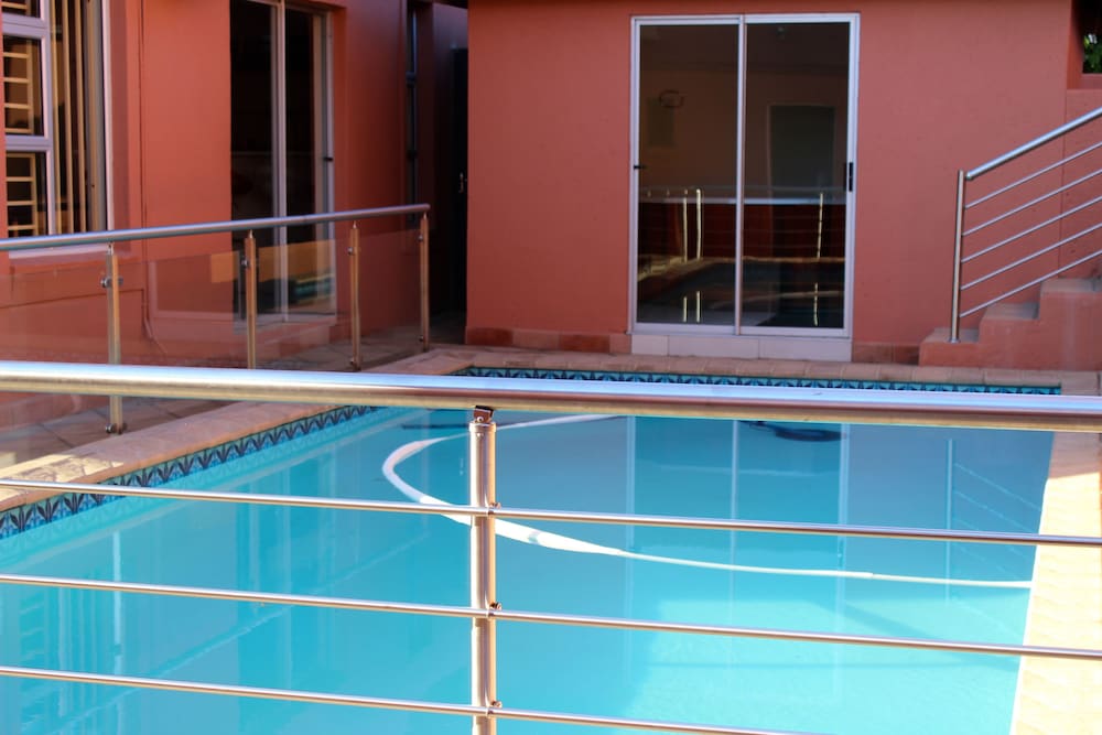Mogwase Bed And Breakfast 35/42