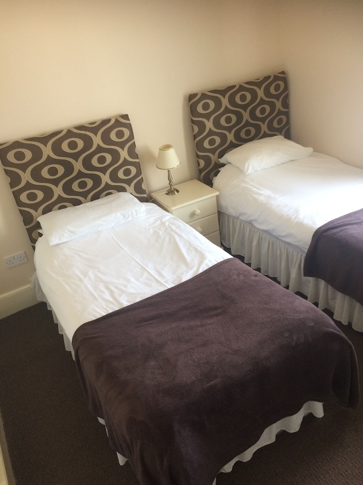 East Beach Hotel 24/54