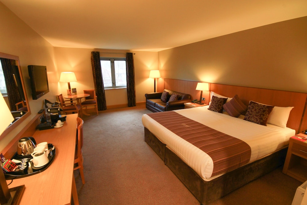 Belmore Court & Motel 13/50
