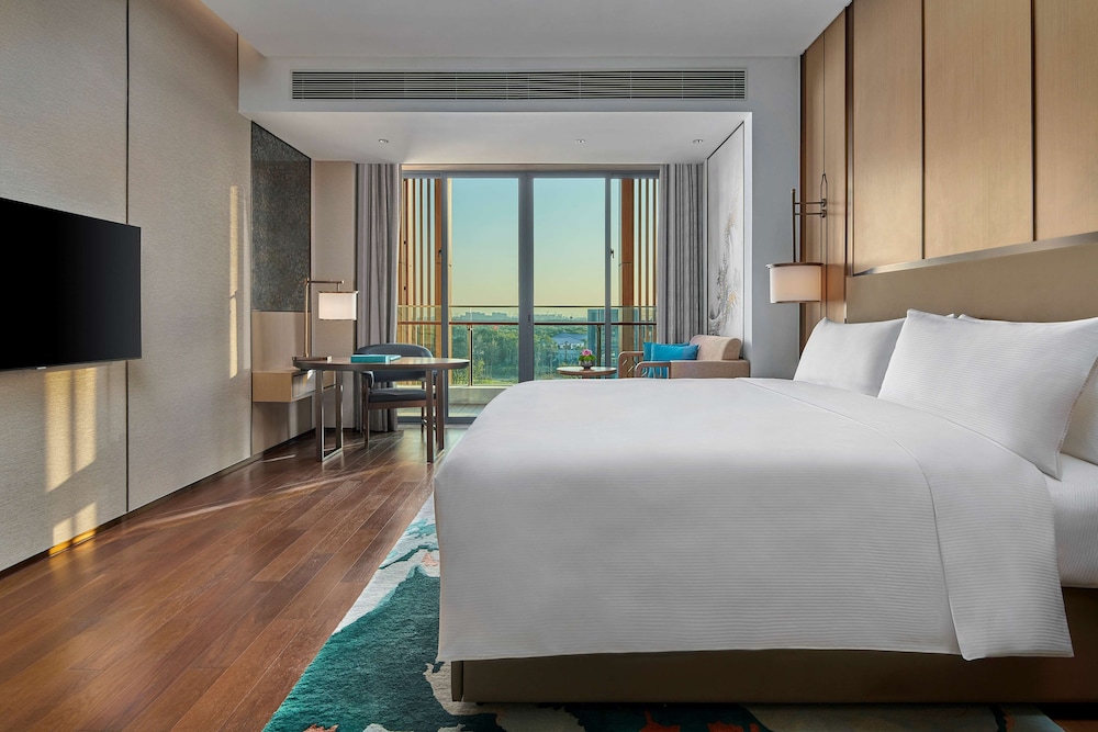 Hilton Shanghai Fengxian 9/78