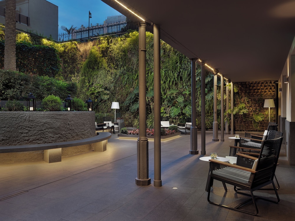 H10 Urquinaona Plaza Hotel 43/72