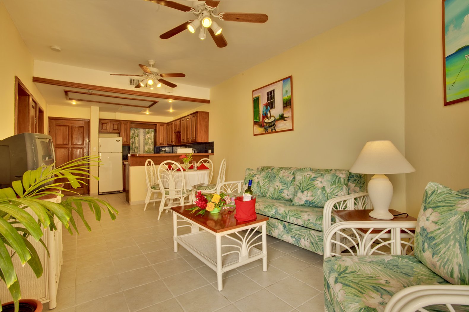 SunBreeze Suites 13/24