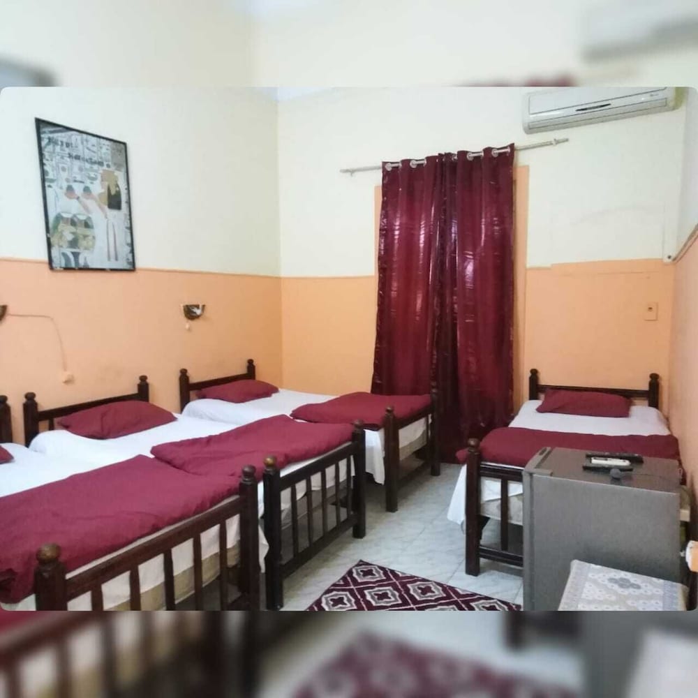 New Palace Hostel 17/38