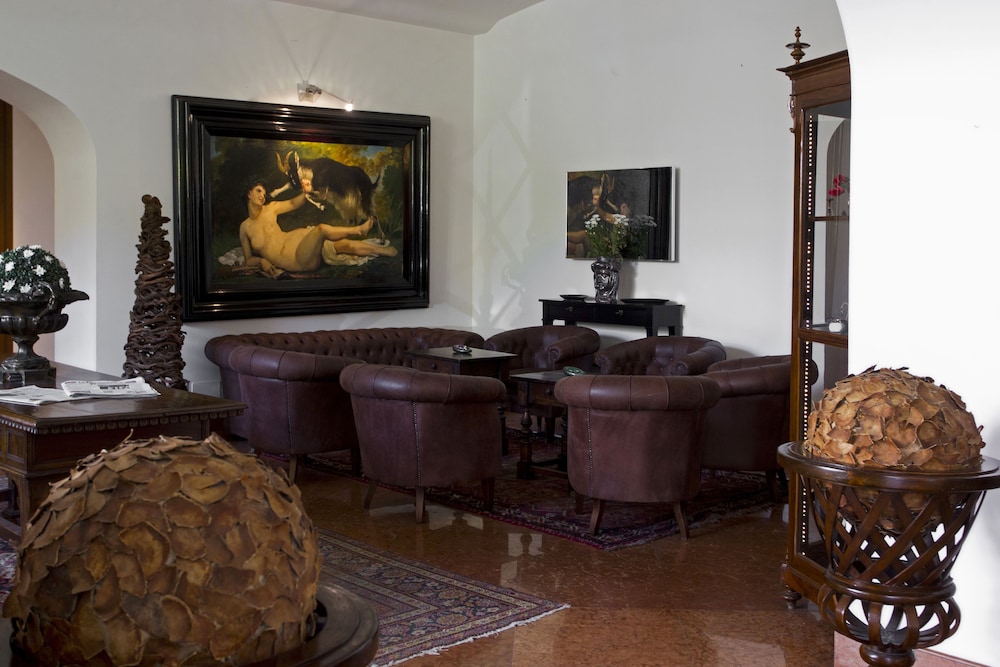 Palazzo Brunaccini 34/50