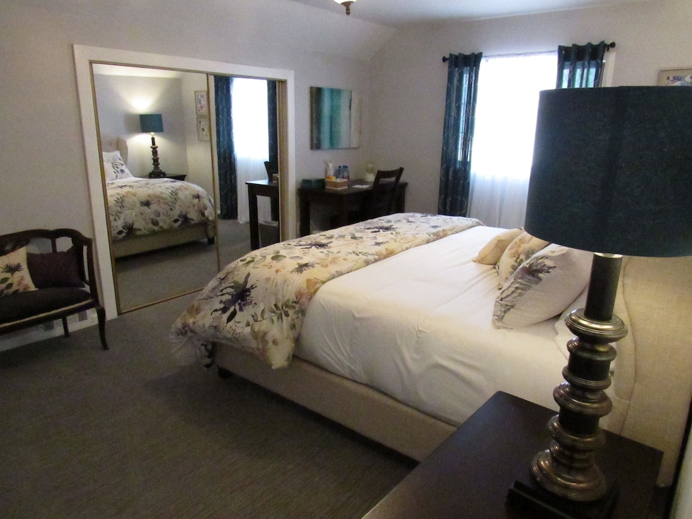 The Sky View Inn 19/67