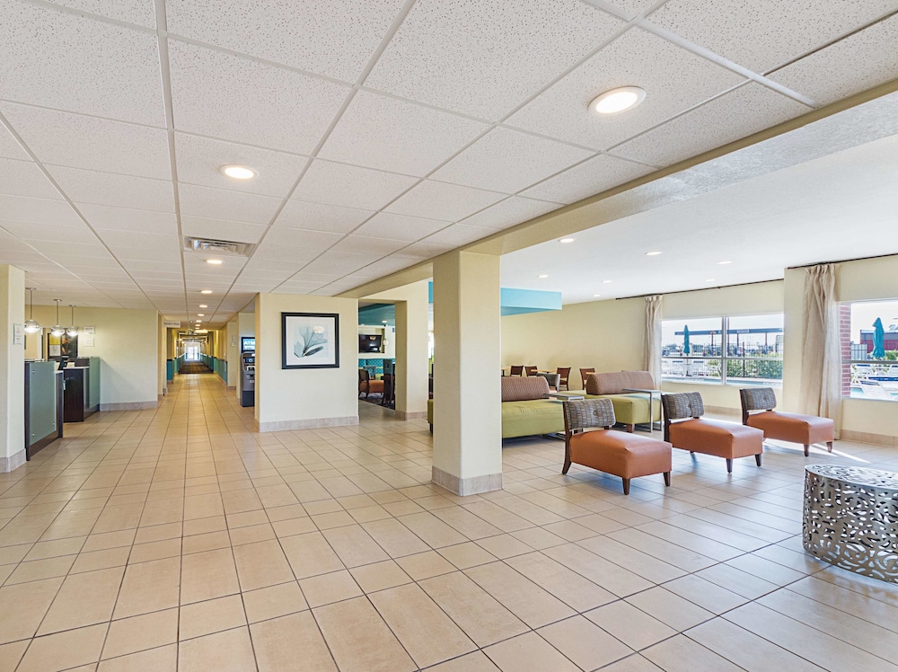 La Quinta Inn & Suites Mathis 14/27