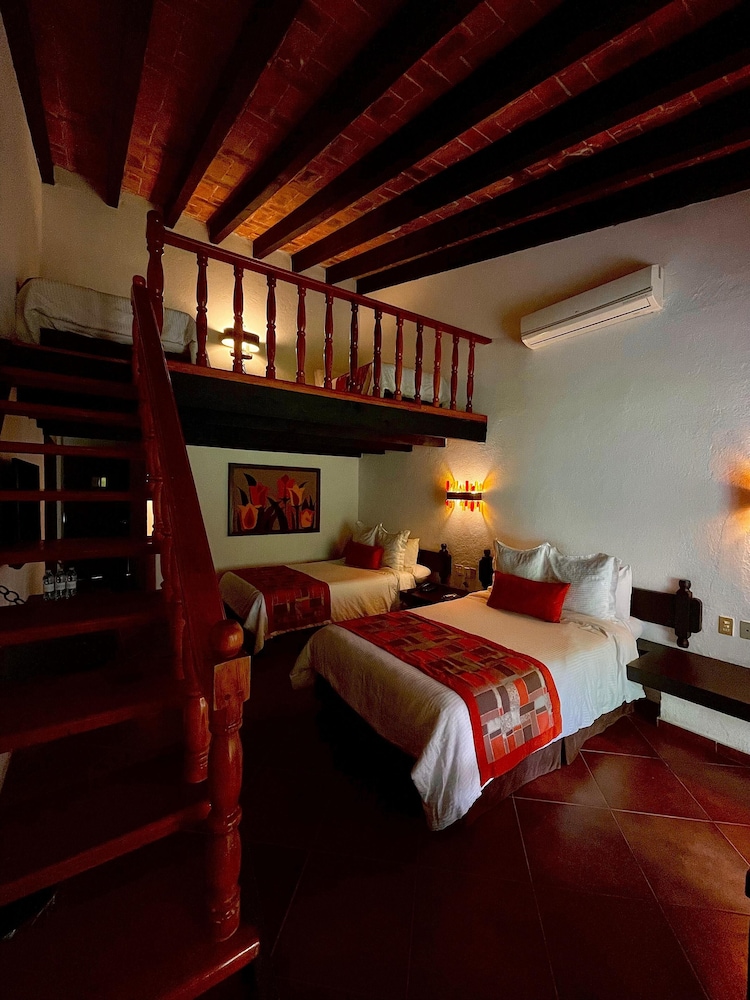 Hotel Hacienda Taboada 26/70