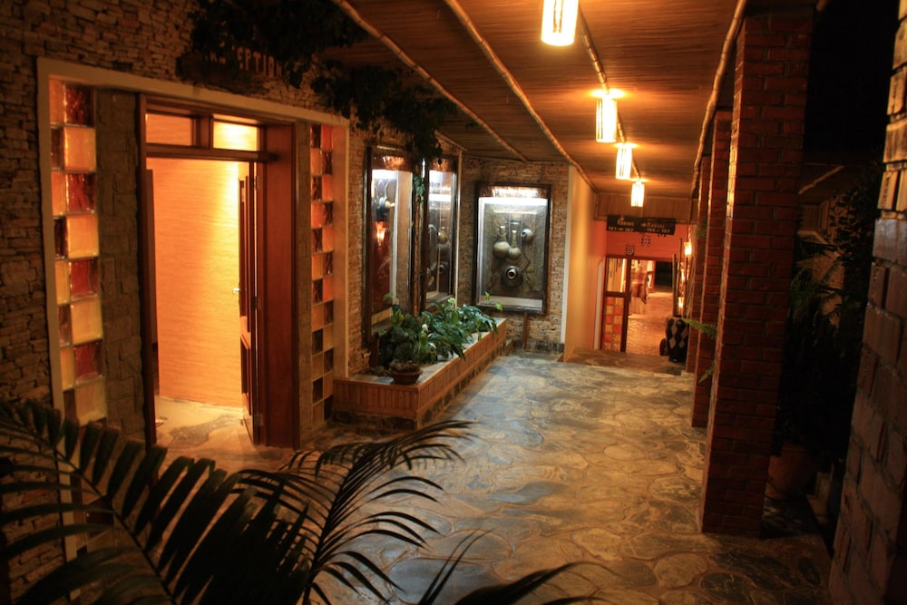Inside Afrika Boutique Hotel 24/27