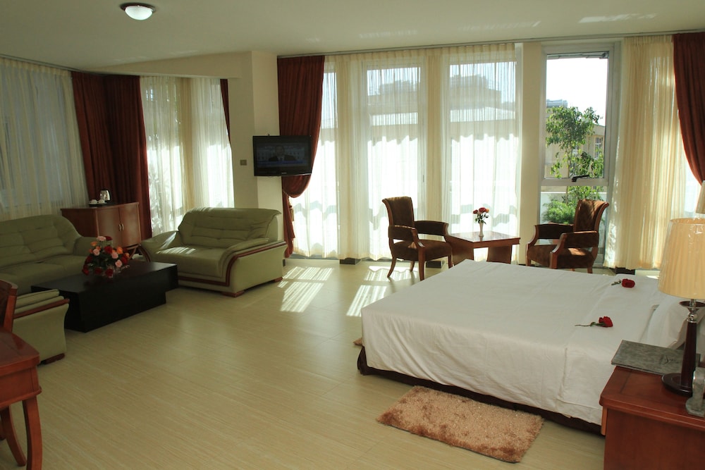 Aphrodite International Hotel 11/26
