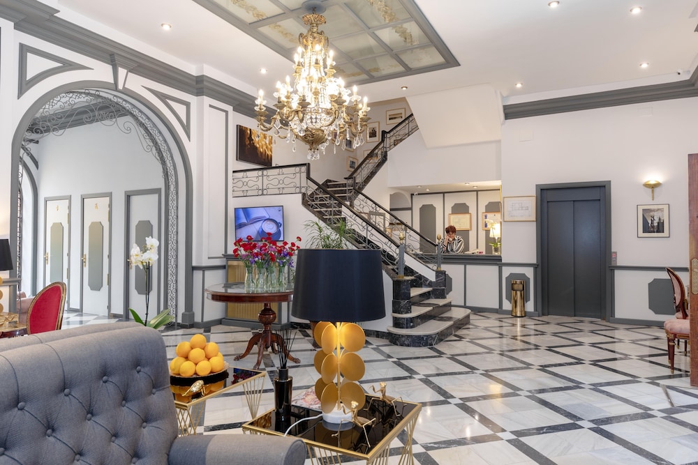 Hotel Sevilla 33/49