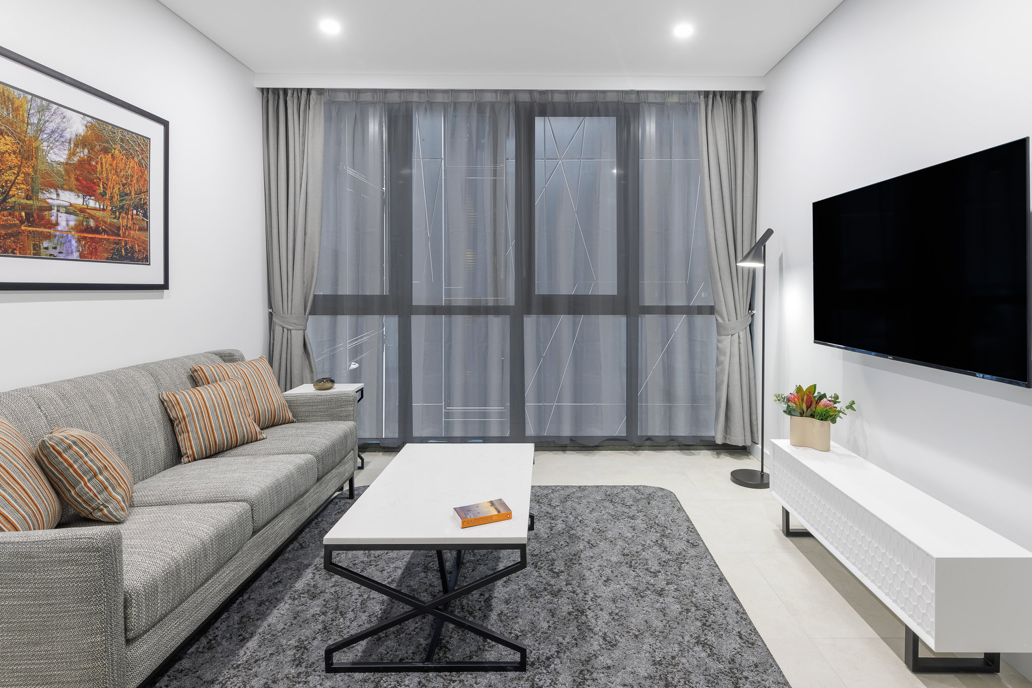 Meriton Suites Canberra 34/50