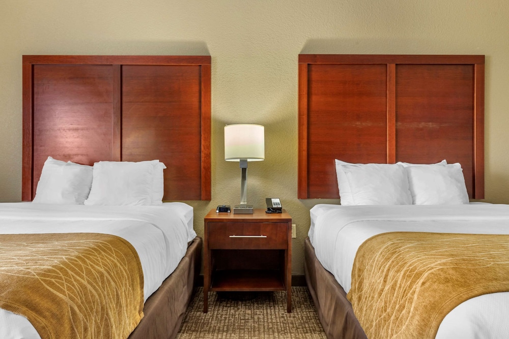 Comfort Inn and Suites Mocksville I-40 20/41