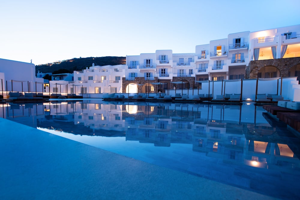 Manoula's Beach Mykonos Resort 4/49