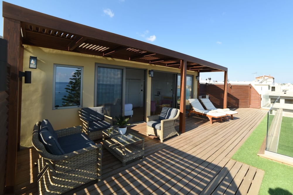 Petra Beach Hotel 2/68