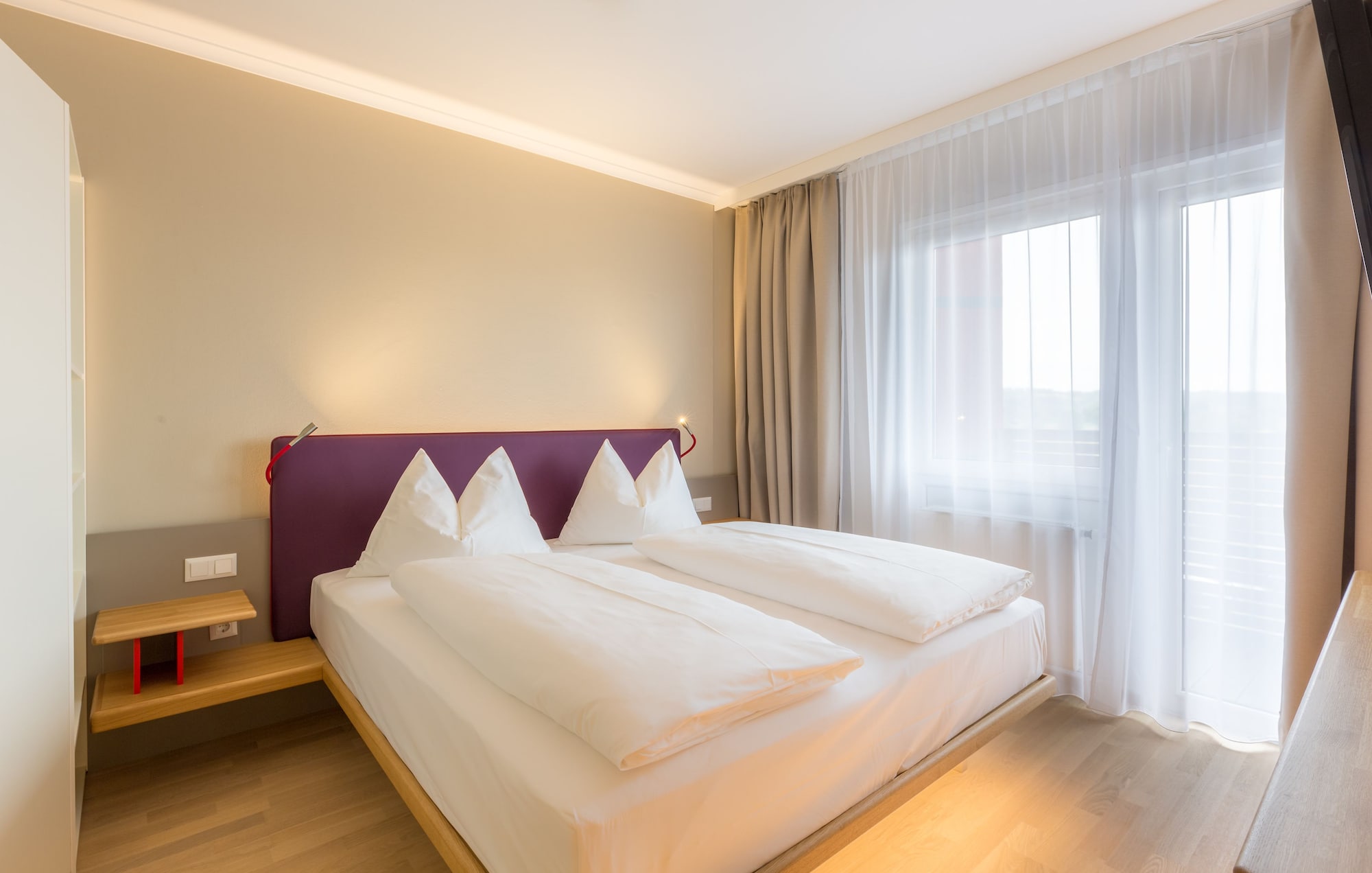 Plus, Family, 3 Beds