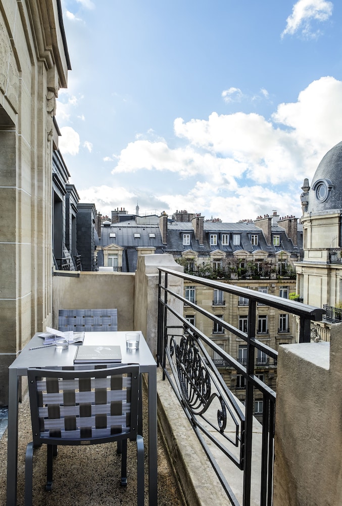 SOFITEL PARIS ARC DE TRIOMPHE 11/68