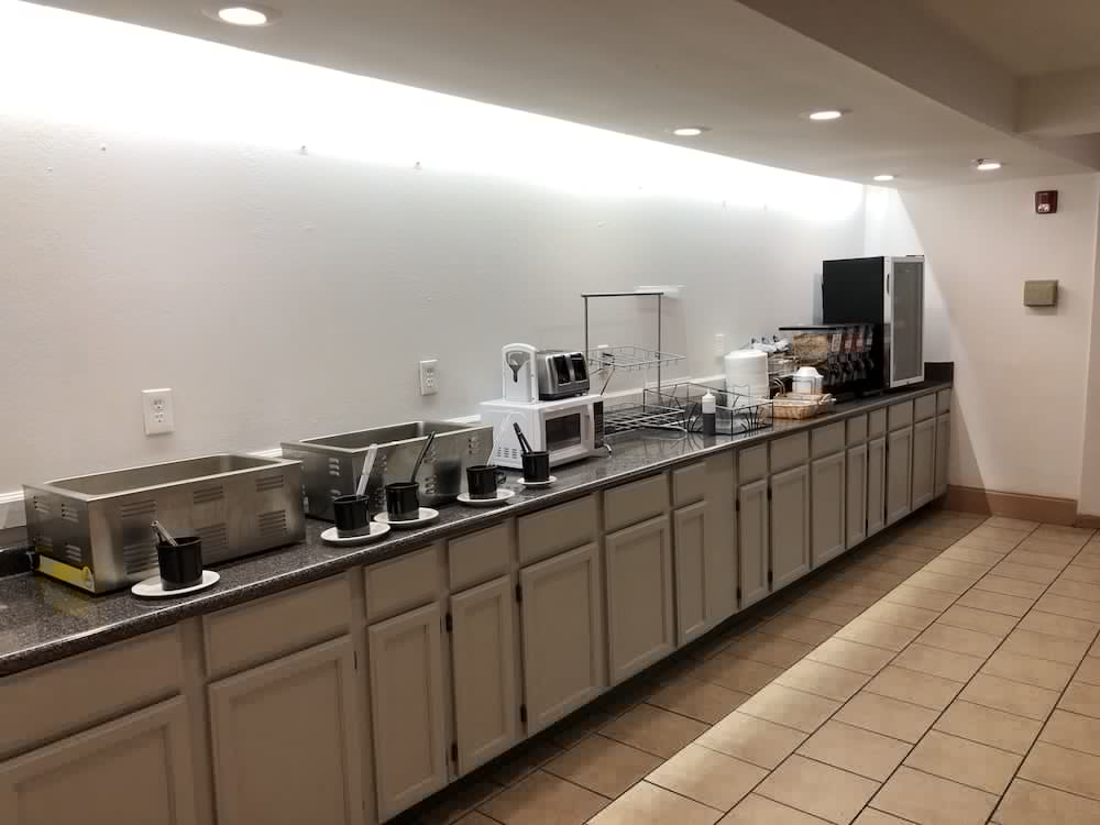 Ramada By Wyndham Birmingham Airport 10/31