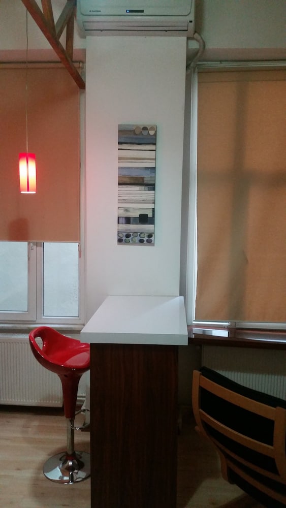 NEW PERA HOTEL 31/59