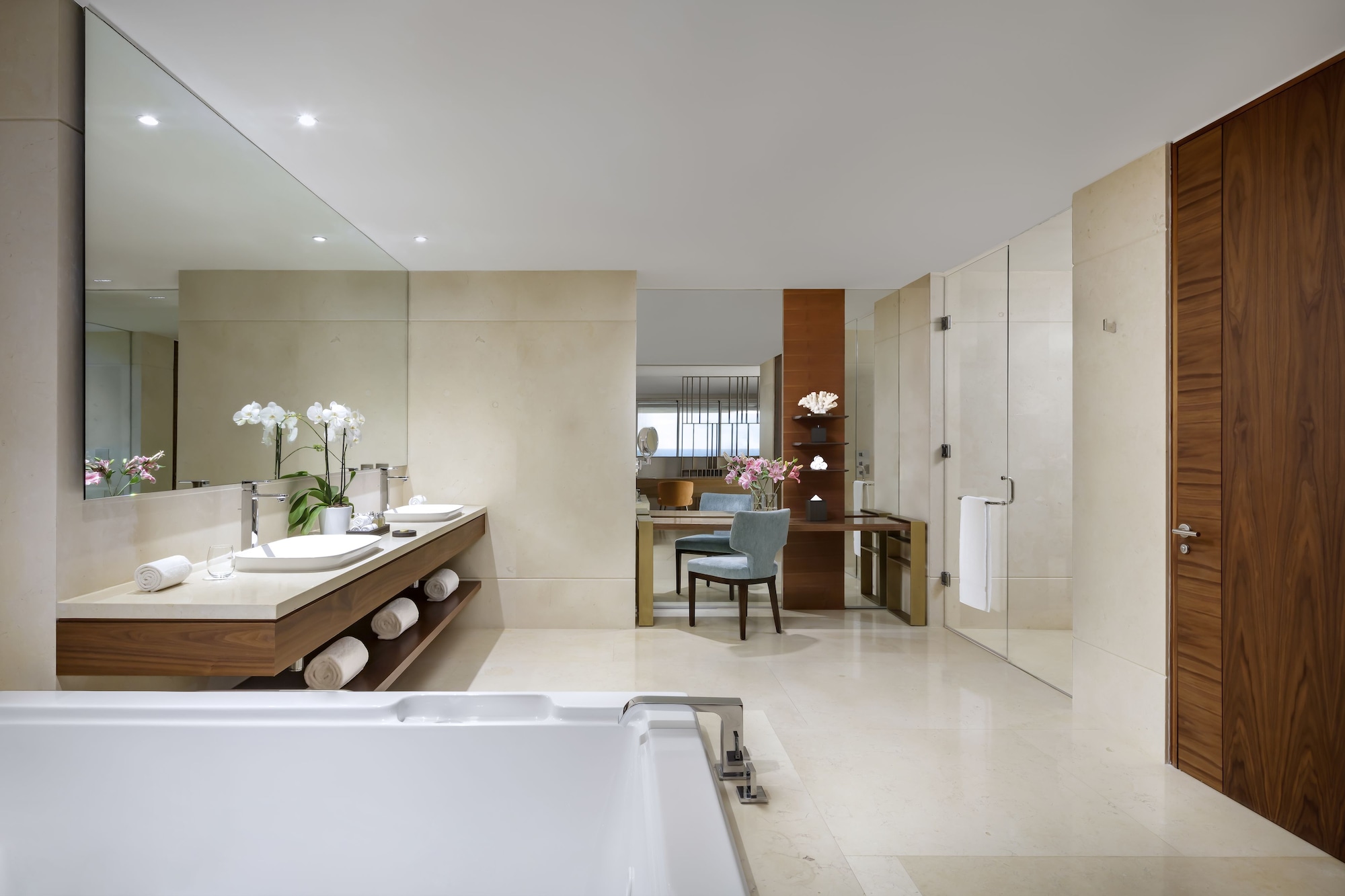 Grand, Suite, King Bed, Ocean Front