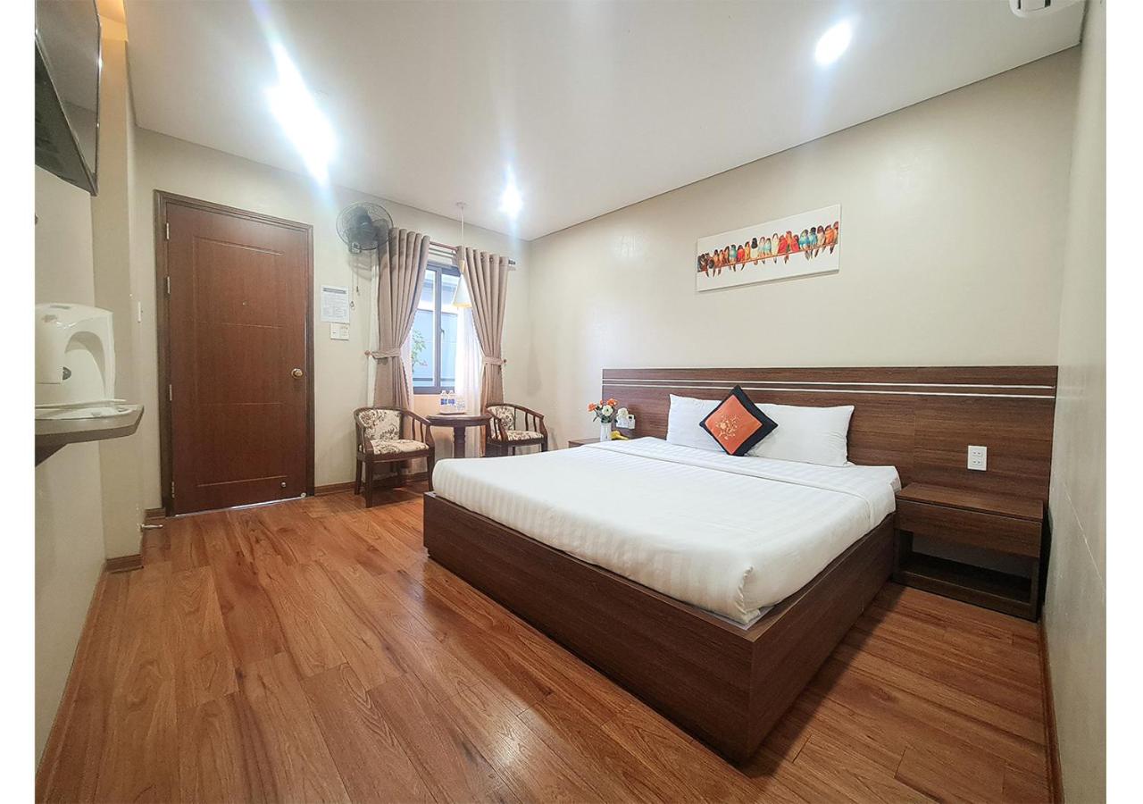 Deluxe, Double Bed
