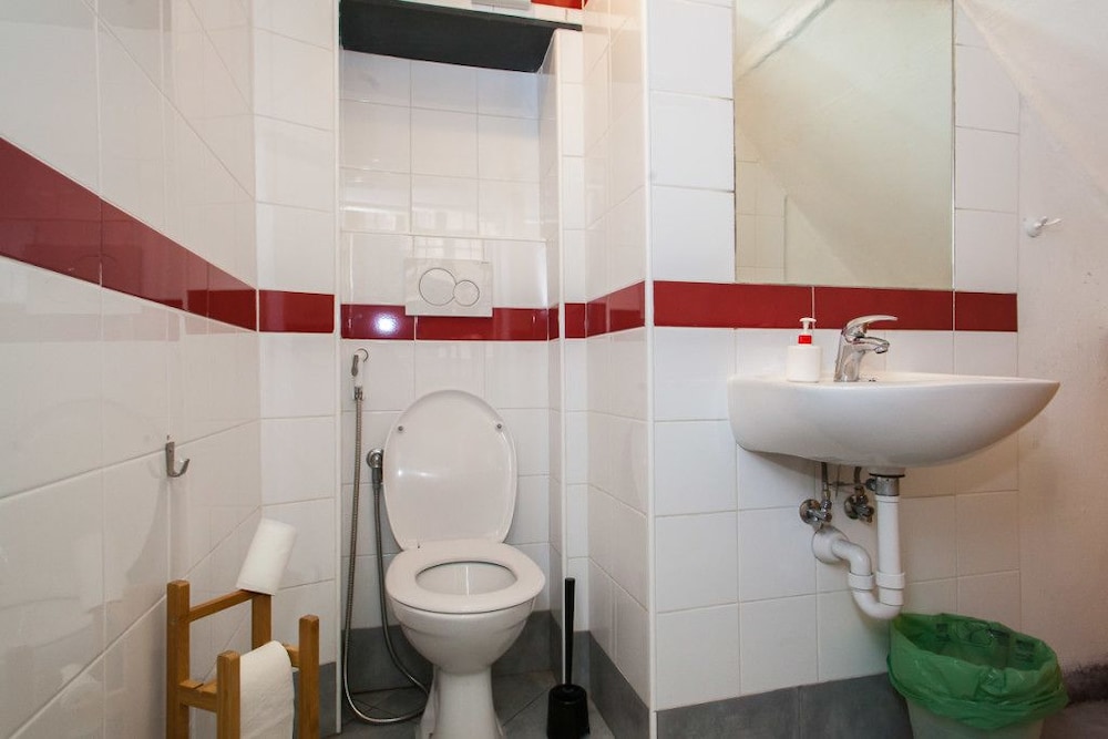 Ostellin Genova Hostel 25/28