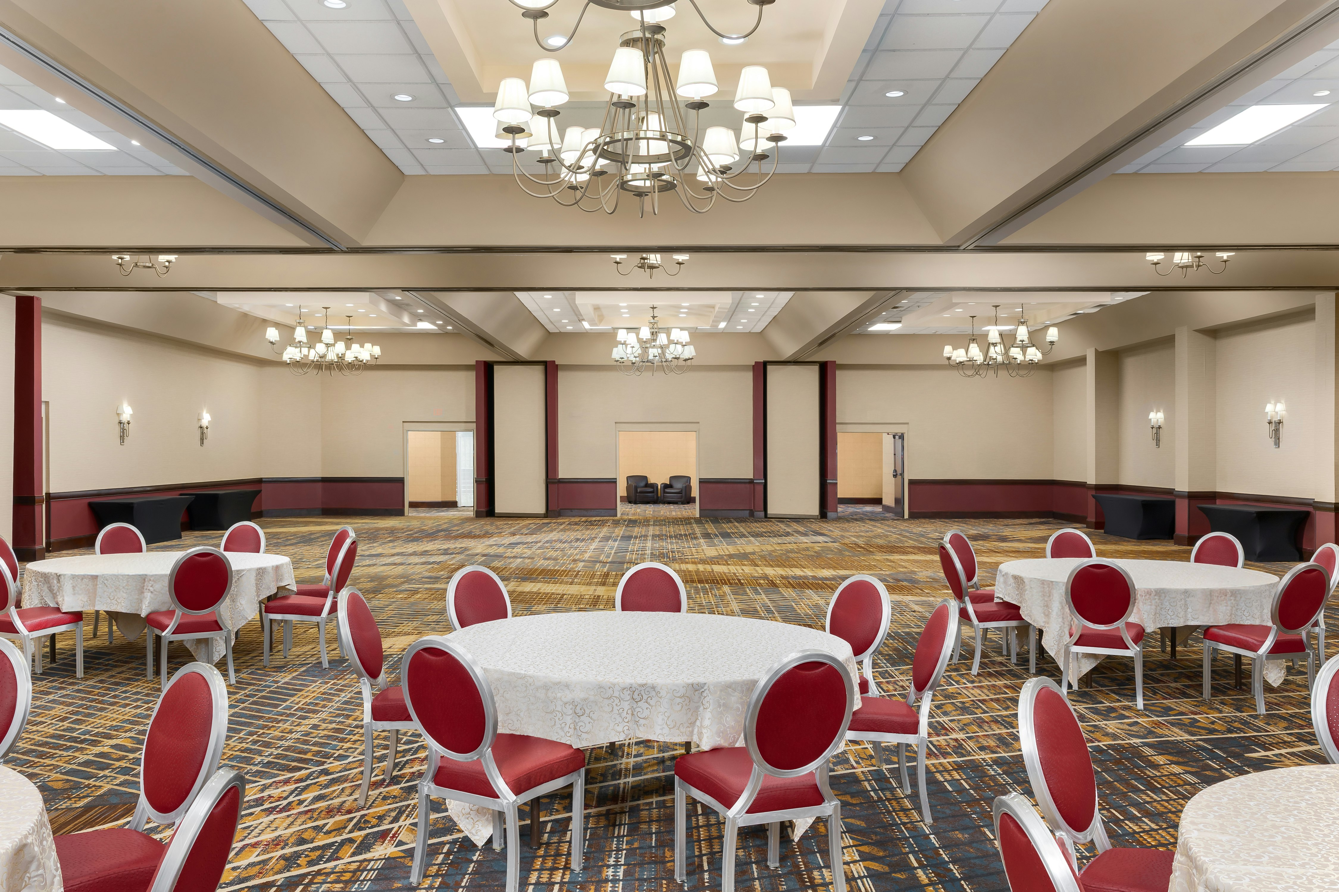 Doubletree Cincinnati Airport 22/34