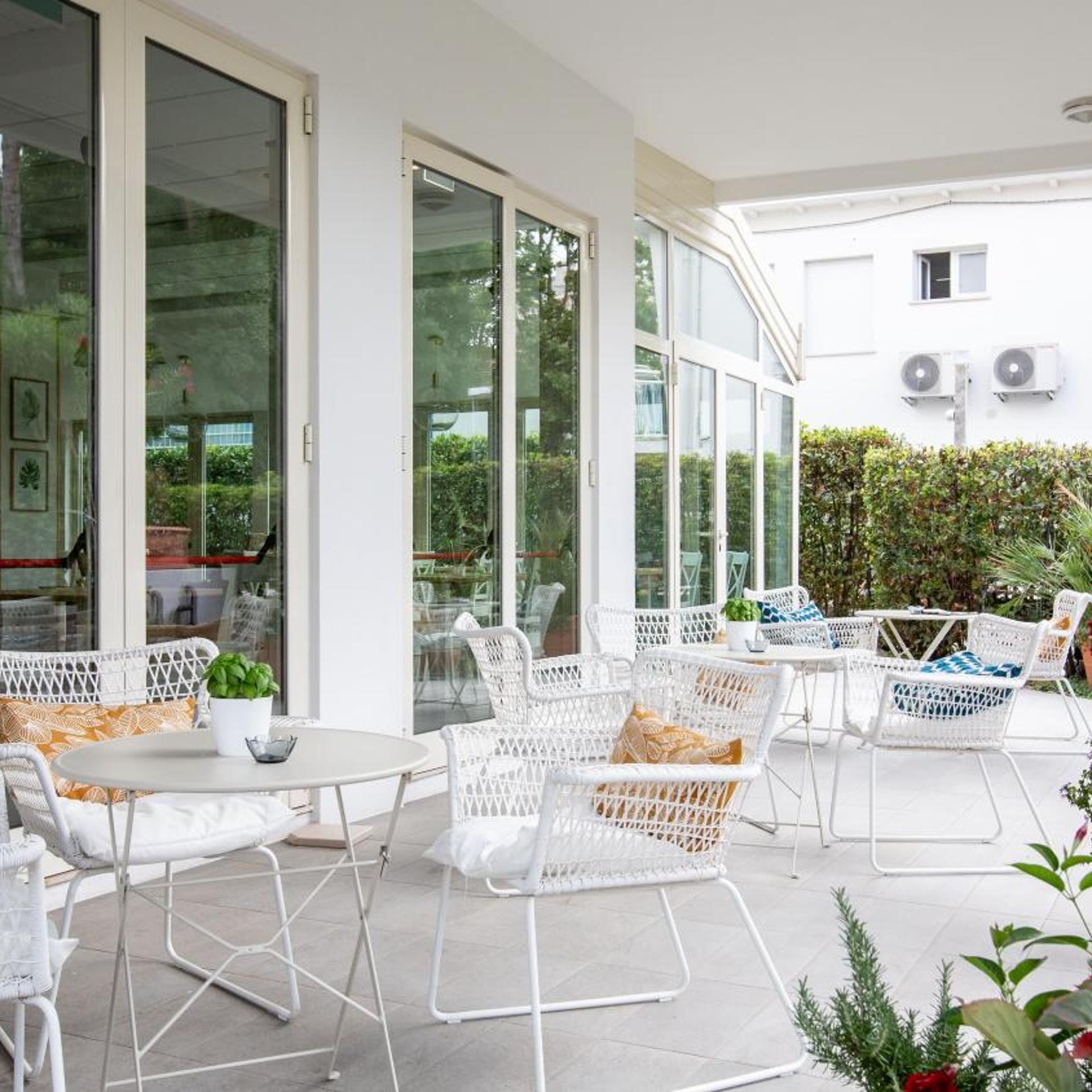Villa Rosa 5/38