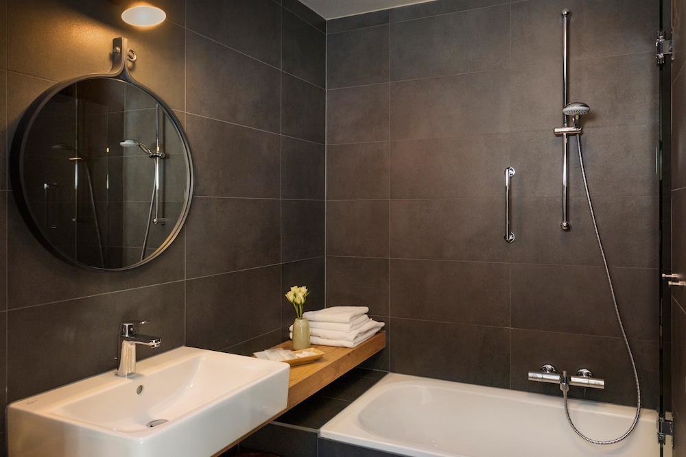 GOLDEN TULIP KEYSER BREDA 62/64