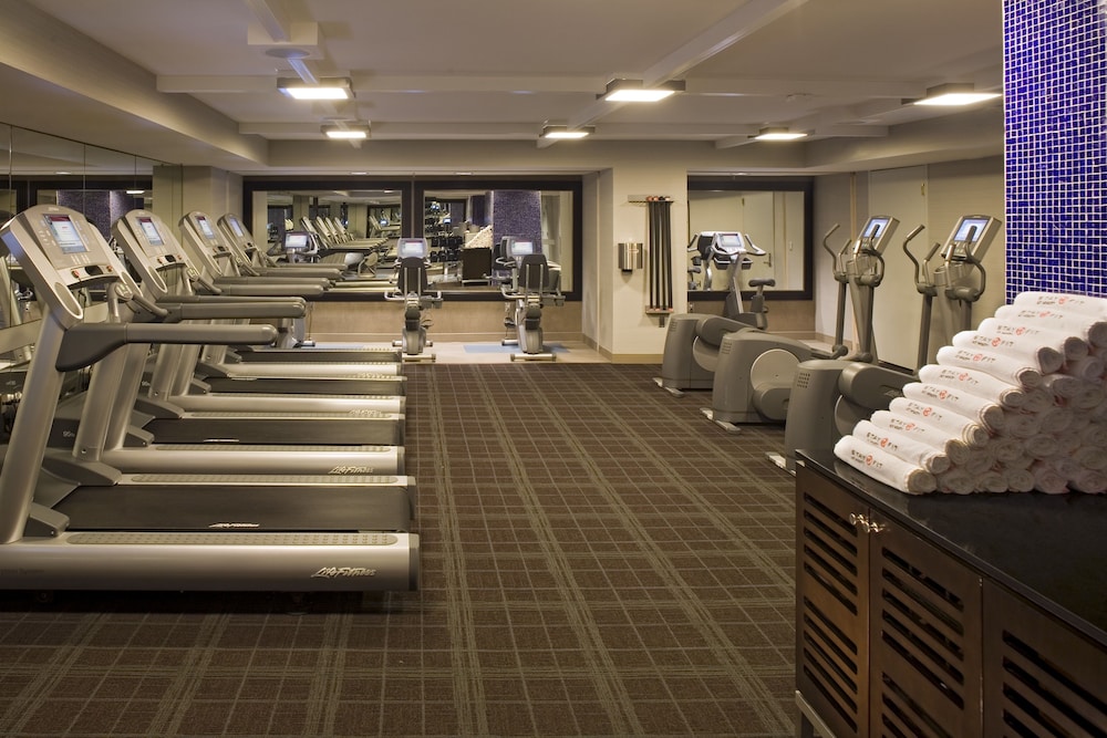 Hyatt At Fishermans Wharf 34/73
