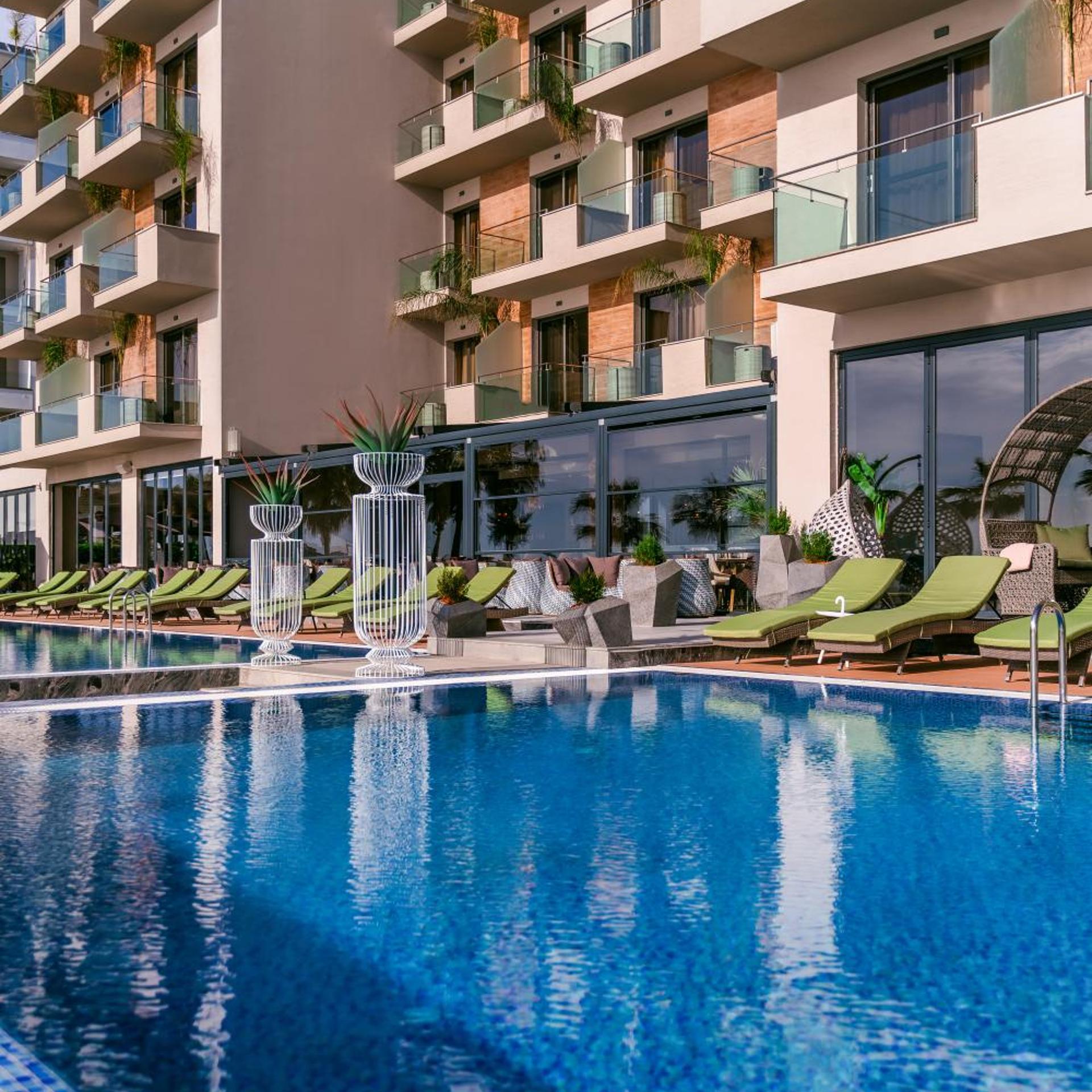 Pinea Hotel Resort & Spa 24/24